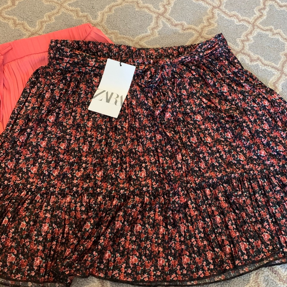 Zara floral skirt